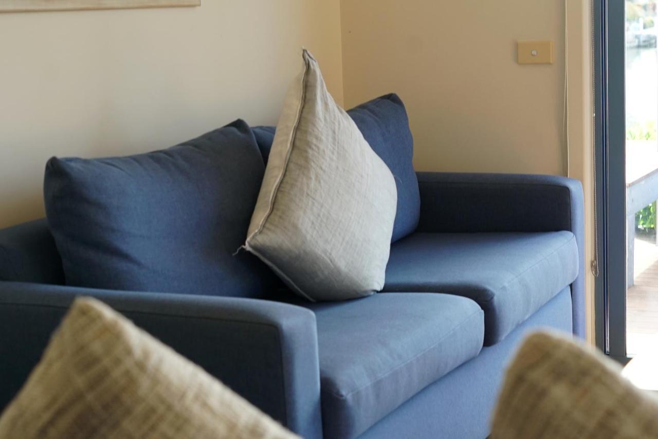 Captains Cove Resort - Waterfront Apartments Paynesville Exteriör bild